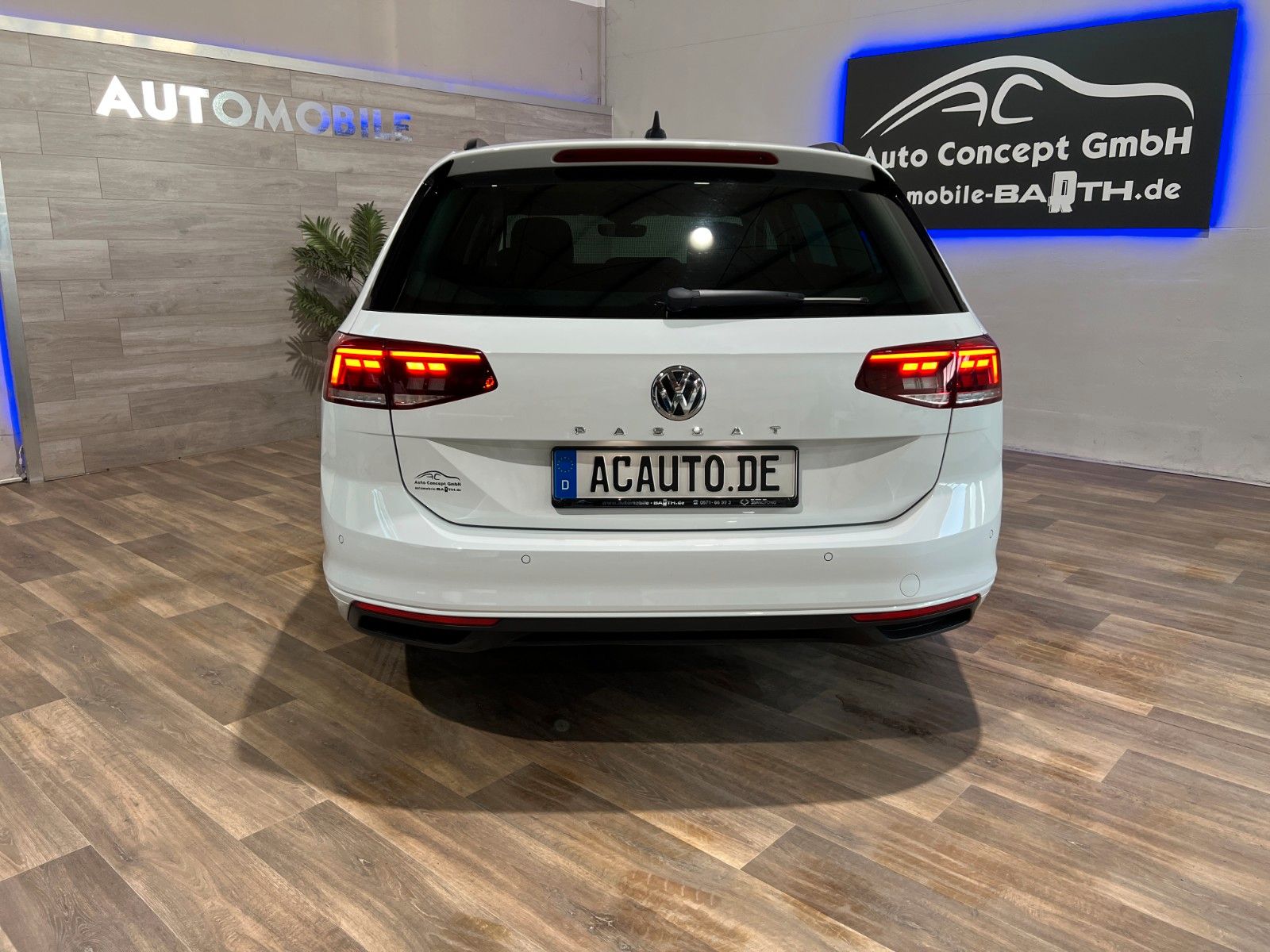 Fahrzeugabbildung Volkswagen Passat Variant Business 2,0TDI *NAVI*ASSiST*LED