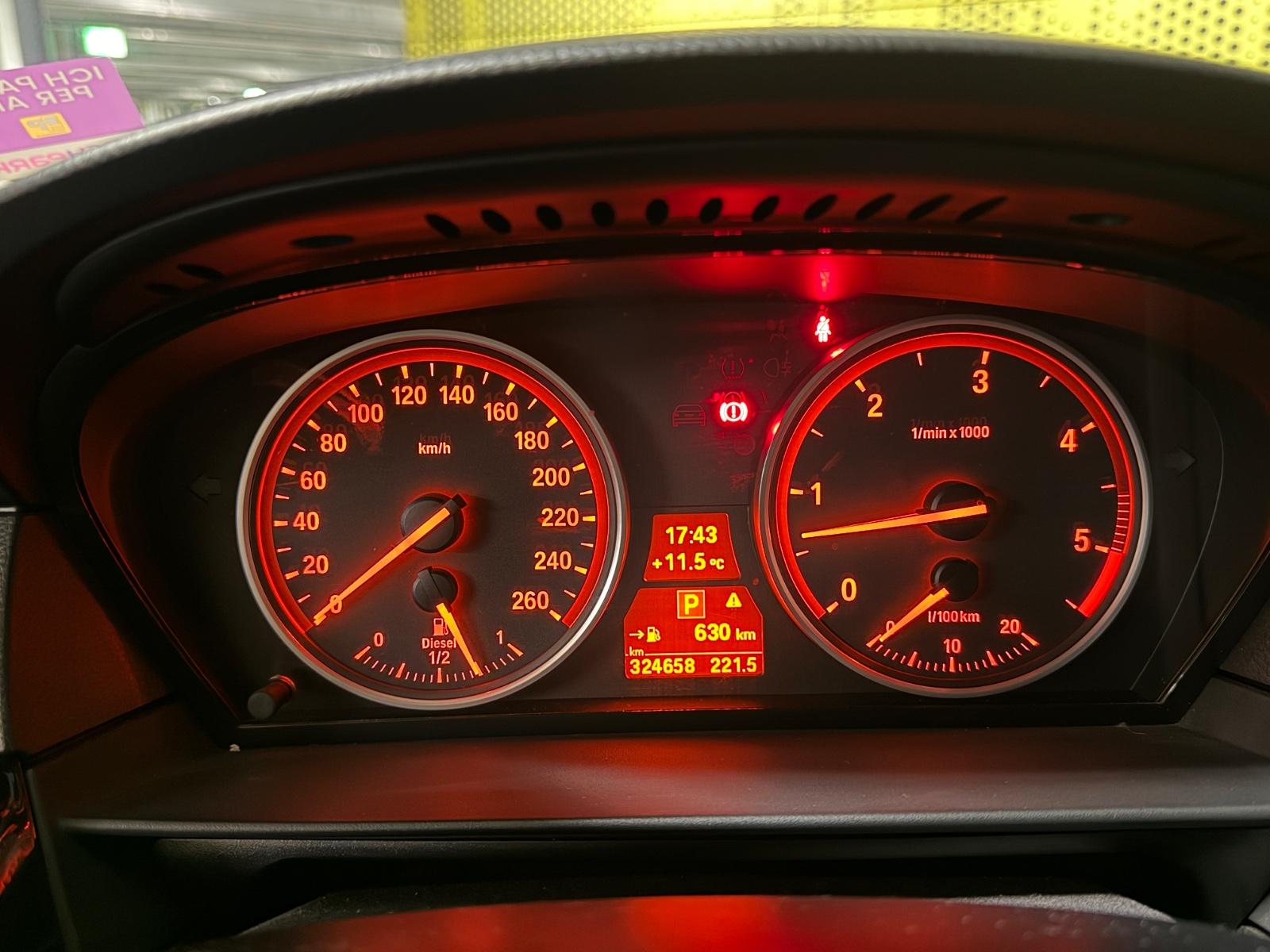 BMW 530 2009 — photo 11