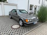 Mercedes-Benz Mercedes 124 (230 CE) - Mercedes-Benz 230 in Dortmund
