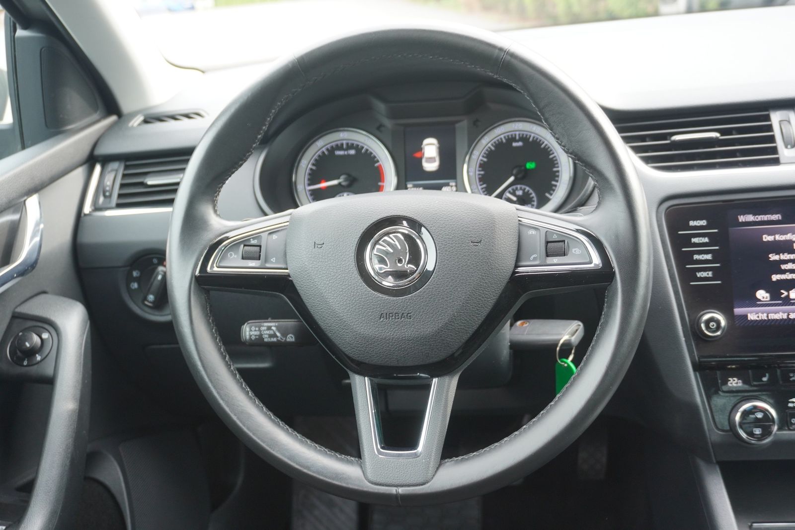 Skoda Octavia 1.5 TSI Clever DSG LED Navi ACC PDC foto 11