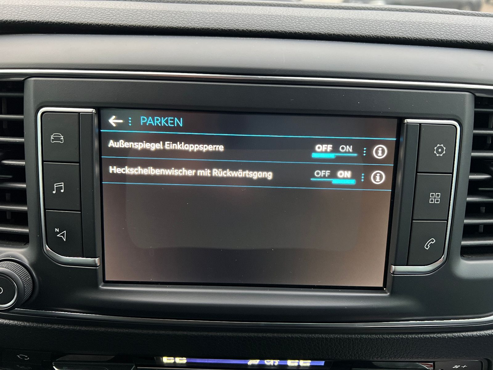 Fahrzeugabbildung Peugeot Traveller Business VIP L2 7-SITZER ABSOLUT VOLL