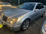 Mercedes-Benz E 220 CDI CLASSIC  wenig Km*  - gebrauchte Mercedes-Benz E 220 aus dem Jahr 2002