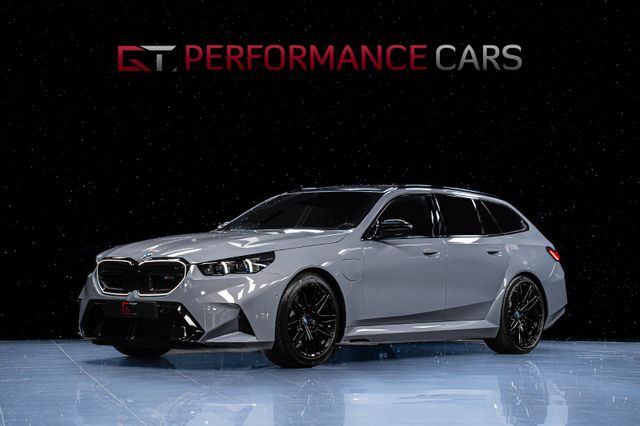 BMW M5 Touring VAT Comfort Pano Carbon B&W