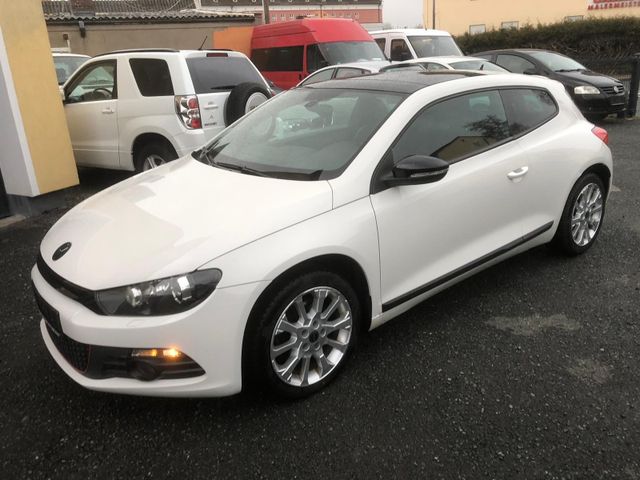 Volkswagen Scirocco 1.4 TSI 118 kW*SPPORT*PANORAMA*TEILLEDE