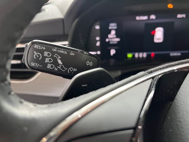 Fahrzeugabbildung SKODA Kamiq 1.0 TSI DSG SCOUTLINE STHZG NAVI KAMERA GJ