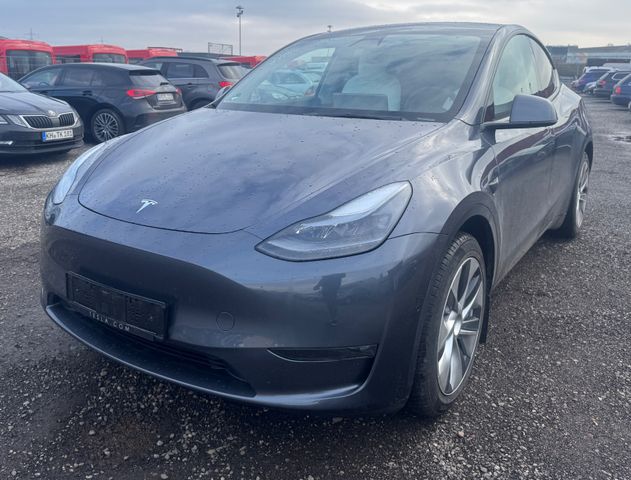 Tesla Model Y Long Range Dual AWD