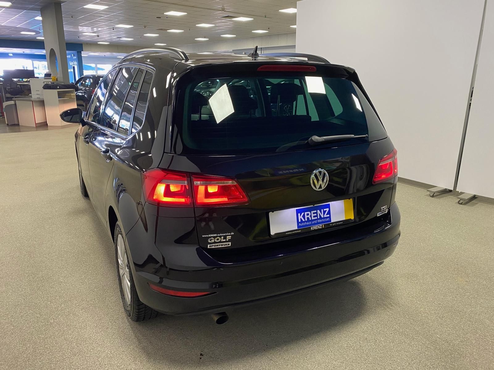 Fahrzeugabbildung Volkswagen Golf VII SPORTSVAN 1.2 TSI+ACC+SITZHEIZ+GARANTIE