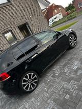 Volkswagen Golf 2.0 TSI GTI adidas GTI - Volkswagen Golf: GTI Adidas