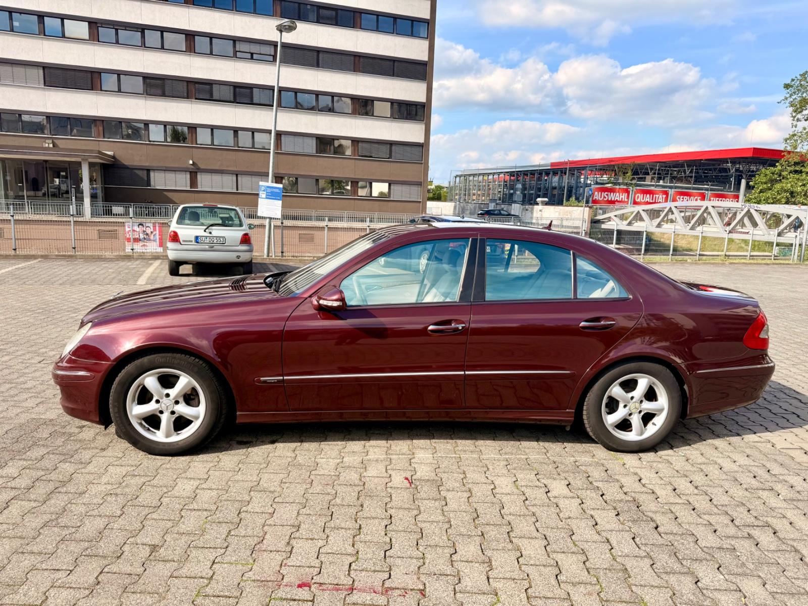 Mercedes-Benz E 280 E -Klasse Lim. Avantgard Navi Xenon