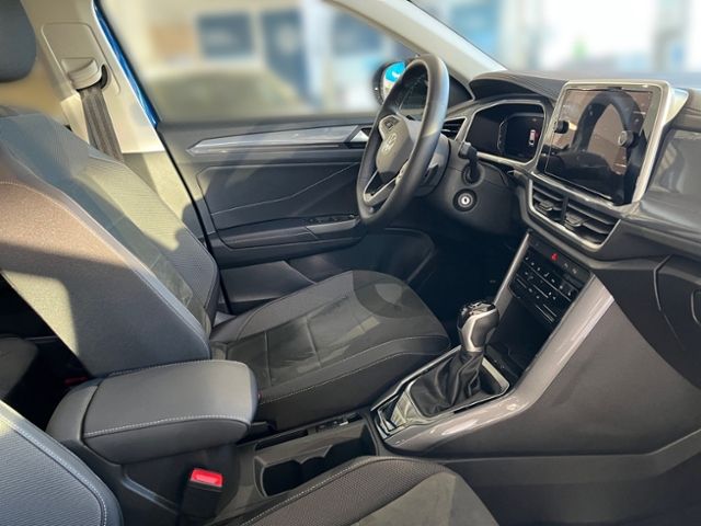 Fahrzeugabbildung Volkswagen T-Roc 1.5 TSI DSG STYLE NAVI AHK SHZ LED