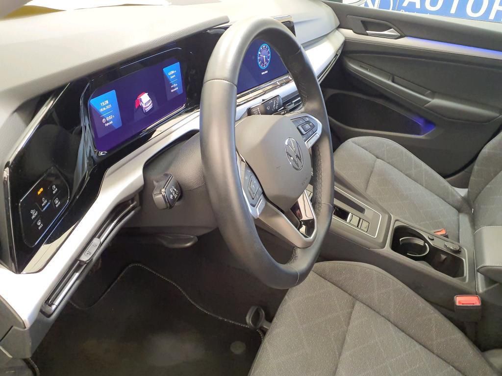 Volkswagen Golf Life 2.0 TDI SCR DSG PDC*Tempo*Klima*NAV*SH