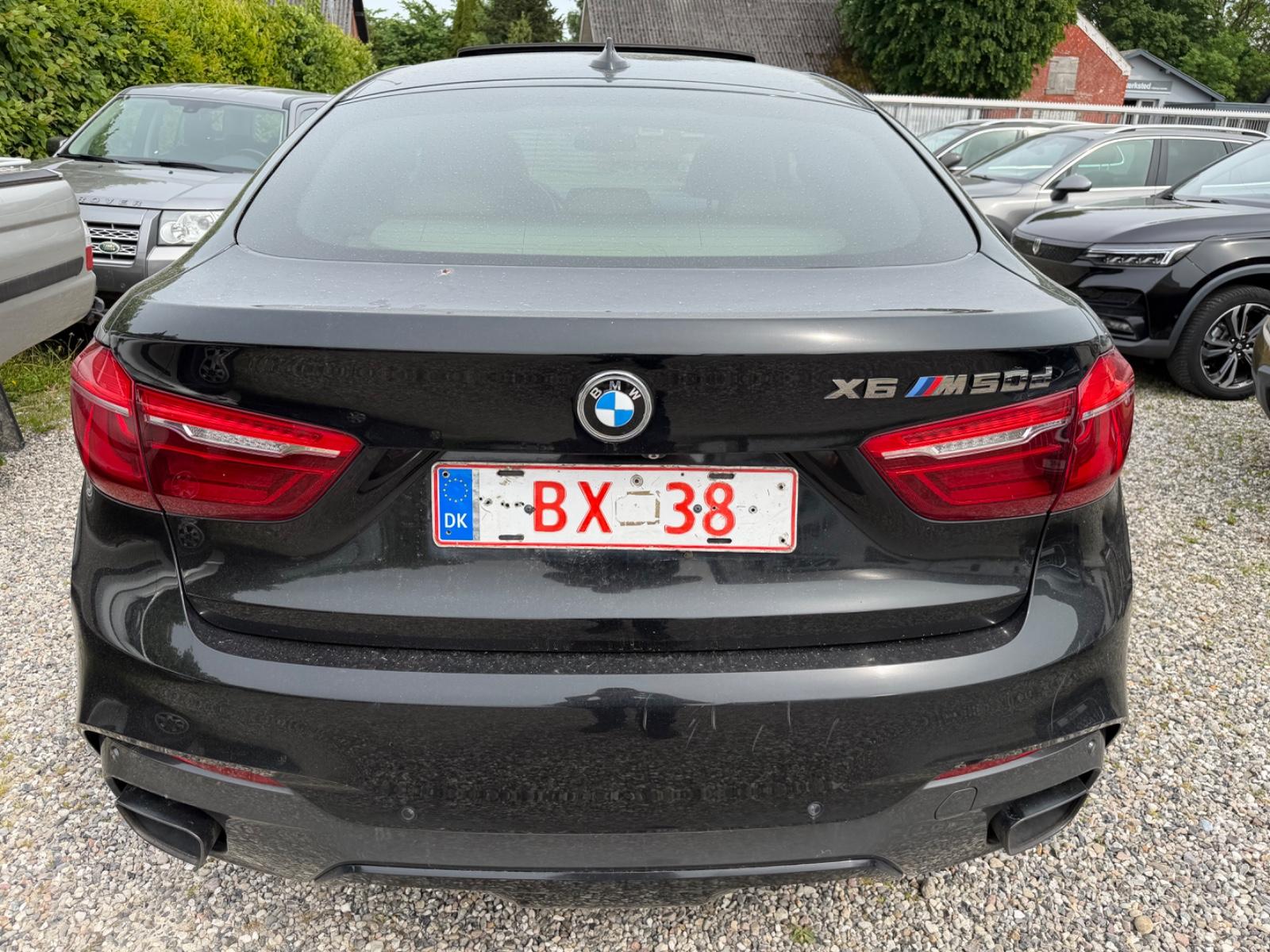 BMW X6 M50d FULL-SPEC/HUD/SOFT CLOSE/PANO/TV/H/K 5D