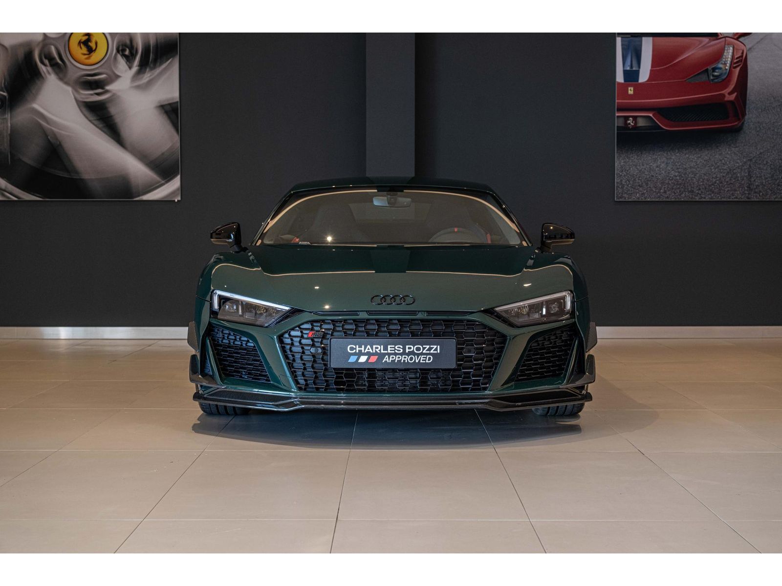 Audi R8 5.2 V10 FSI 620 RWD GT 1 OF 333 S T imagem 2