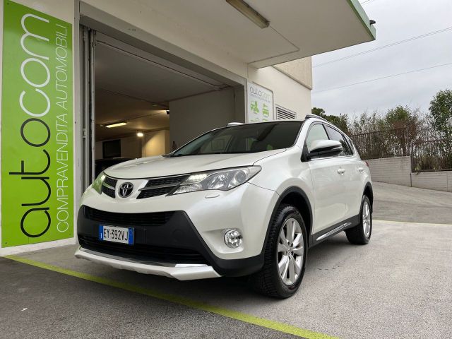 Toyota RAV 4 2.2D Style 4WD 1Prop GARANZIA 24 ME