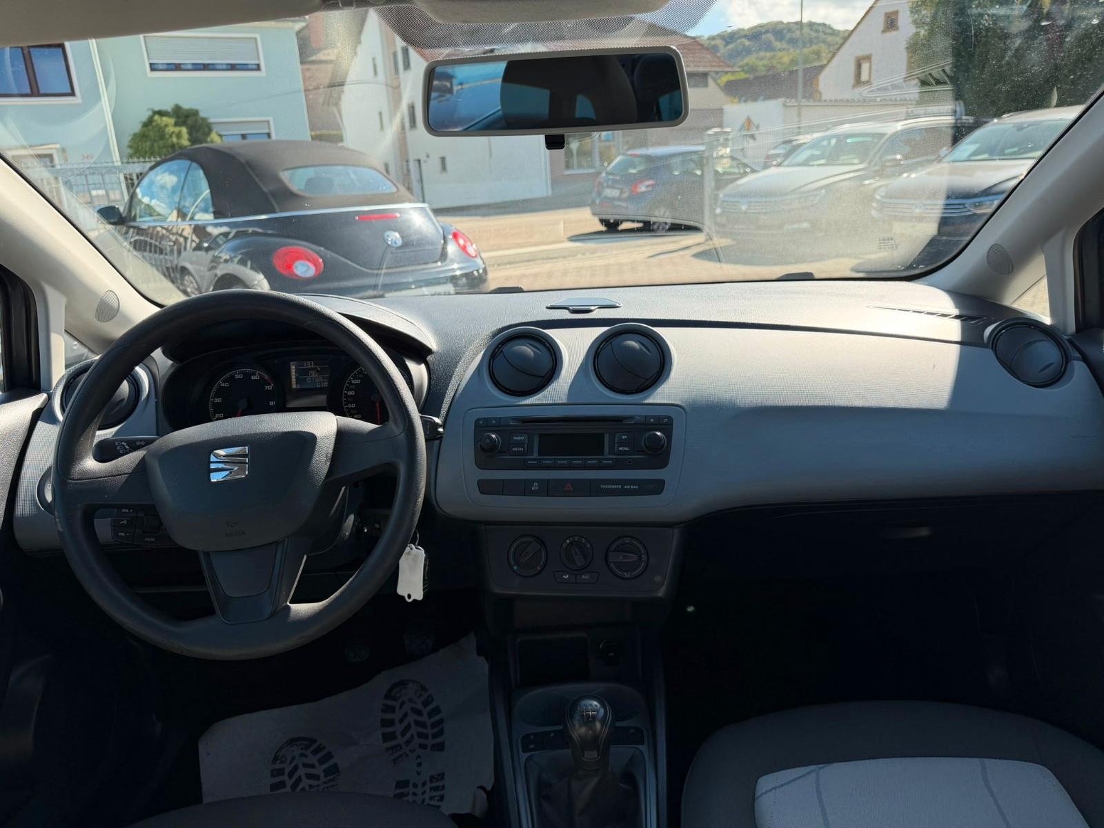 Seat Ibiza 2015 — photo 11