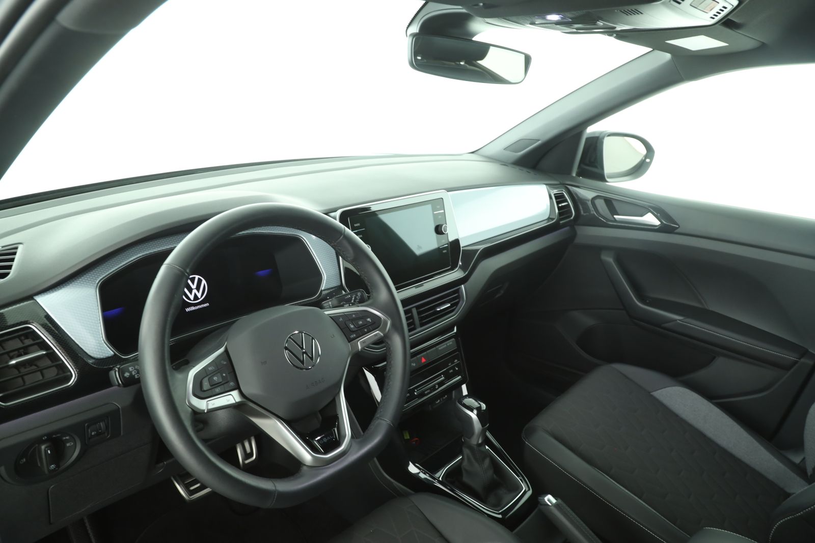 Volkswagen T-Cross - Bild 11