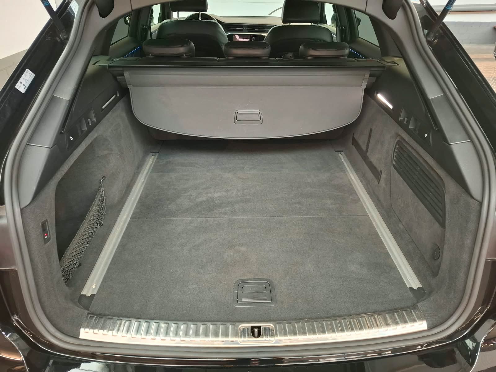 Fahrzeugabbildung Audi A6 Avant 50 TDI quattro sport +ACC +LED +AHK