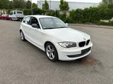 BMW 116i,Klima,Sitzh.,Tempomat - BMW 116 aus 2010: 116i