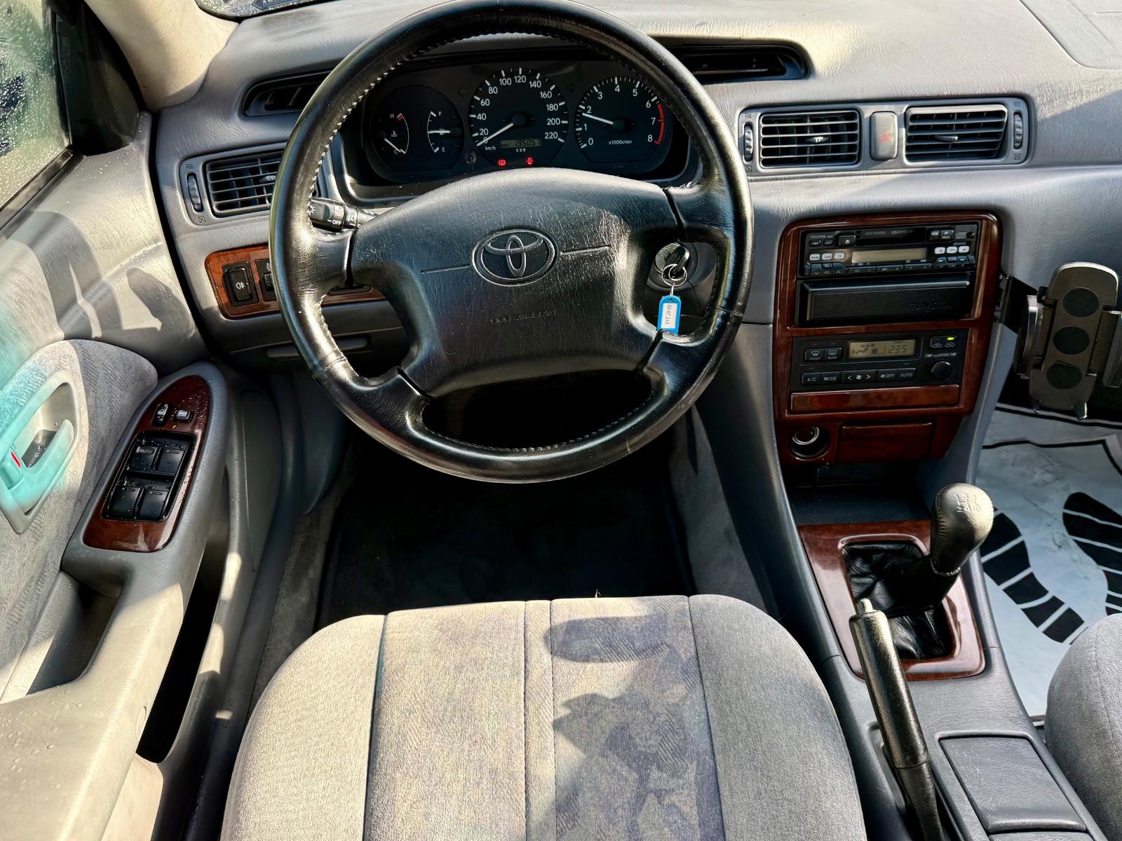 Toyota Camry 2.2 * TÜV NEU * KLIMAAUTOMATIK