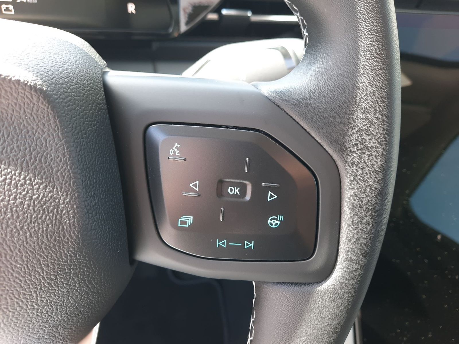 Ford Explorer - Bild 16