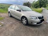 Skoda Octavia 1.6 TDI 81kW Active Combi Active - Skoda Octavia: 81 Kw
