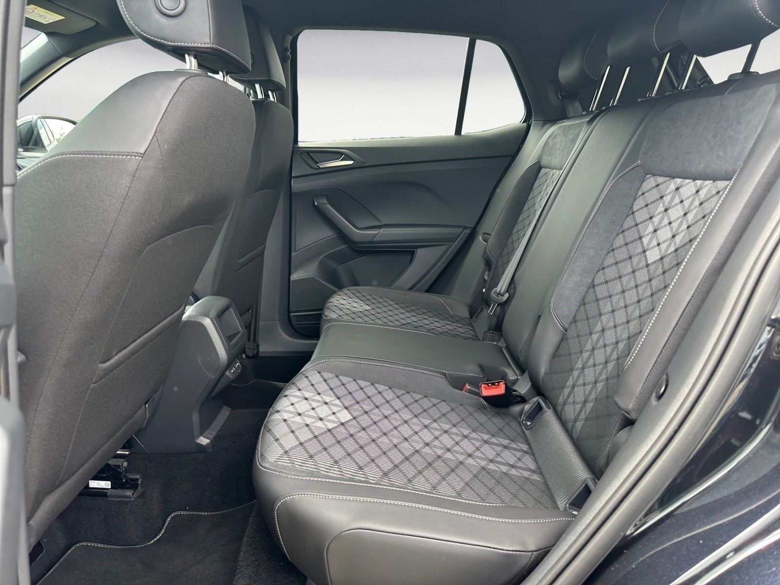 Volkswagen T-Cross - Bild 14