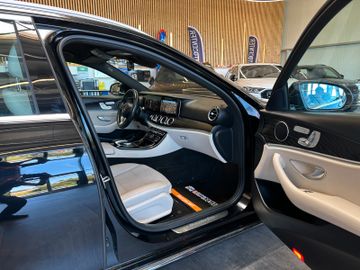 MYAUTOCENTER – Gebraucht- und Jahreswagen mit Werkstattservice in Pfaffenhofen Mercedes-Benz E 400 4Matic *TÜV*AHK*Standh*Avantgarde*