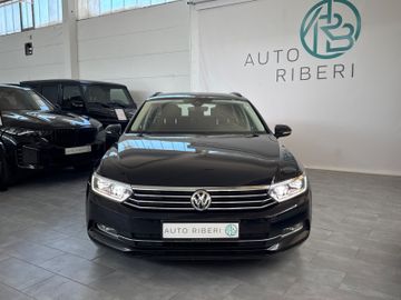 Volkswagen Passat Variant - 2