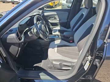 Bild 9 Opel Mokka-e Elegance Navi Digitales Cockpit LED Appl