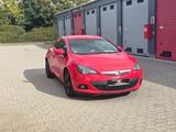 Opel Astra J GTC Innovation 1Hand - Opel Astra aus 2011: Gtc