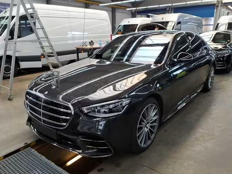 Mercedes-Benz S 450 LANG AMG LINE DISTR/HuD/PANO/360/CHAUFFEUR