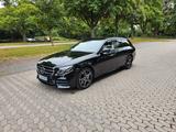 Mercedes-Benz E300de T AMG*MwSt*HUD*Multibeam*360°*AHK*Garanti - Hybrid (Diesel/Elektro): Schwarz, Luftfederung