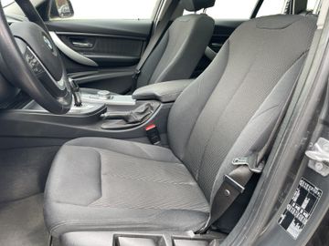 BMW 320 - 11