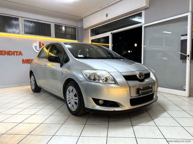 Toyota TOYOTA Auris 1.4 D-4D 5p. MY 09 UNIPRO