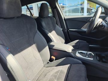 BMW 123 xDrive M Sportpaket DAB LED Komfortzg. Shz