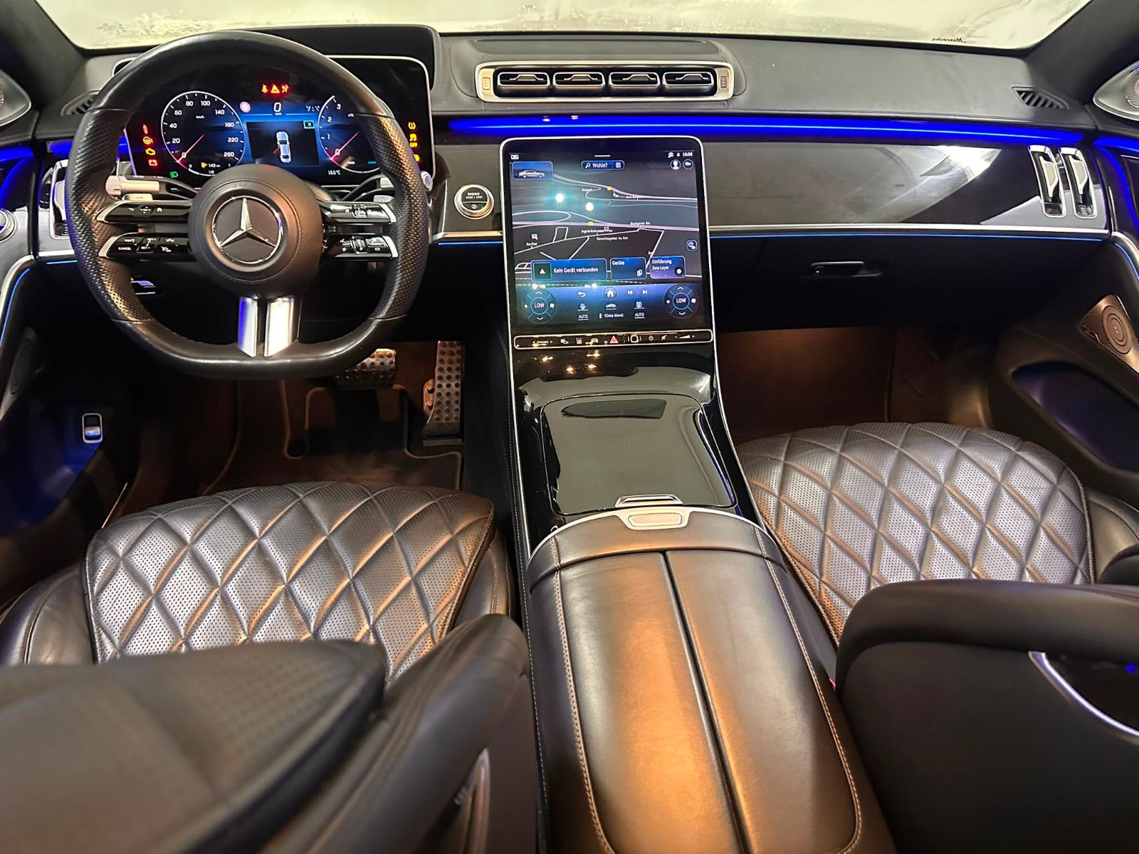 Fahrzeugabbildung Mercedes-Benz S 500 4MATIC L *AMG-LINE*PANORAMA*TV*STANDH*