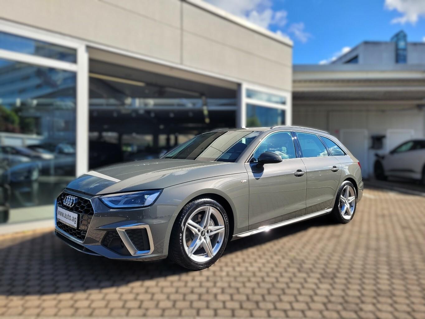 Audi A4 40 TDI S line *AHK*Panorama*B&O*ACC