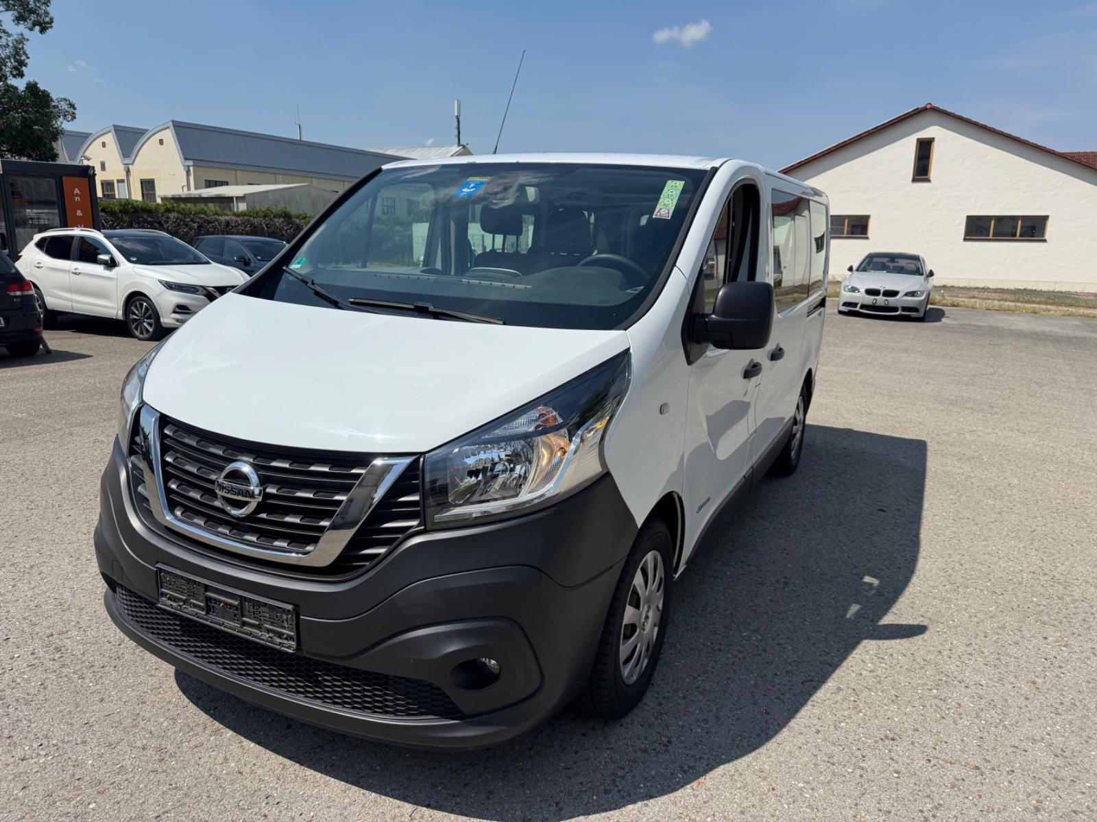 Nissan NV300