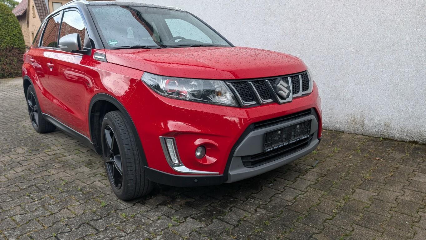 Suzuki Vitara 1.4 S 4x4 A/T Anhängerkupplung, M+S