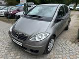 Mercedes-Benz A 150 2-Hand Scheckheft Klima Tempomat PDC - gebrauchte Mercedes-Benz A-Klasse aus dem Jahr 2006