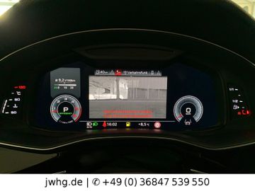 Audi Q8 - 12