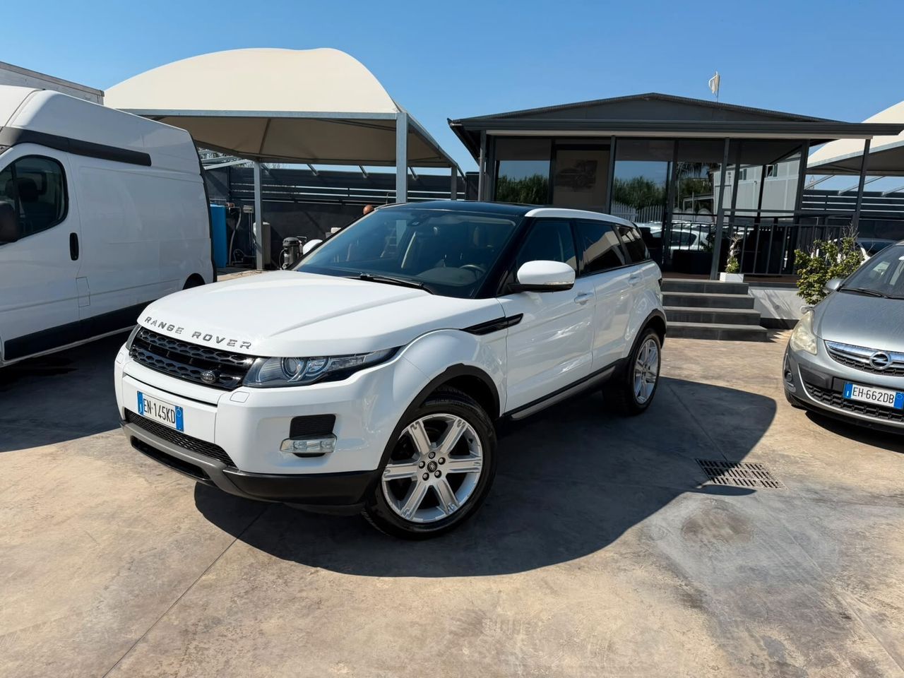 Land Rover Range Evoque 2.2 TD4 5p. Prestige