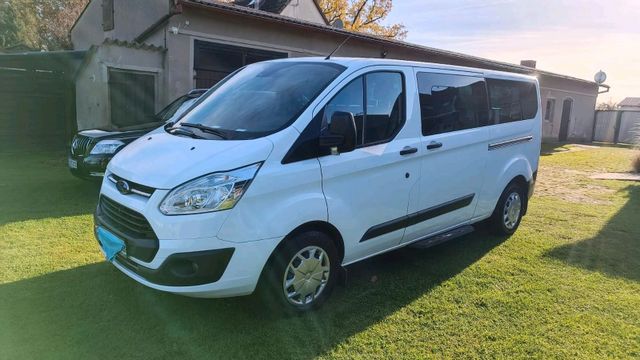 Ford Tourneo Custum behindertengerecht