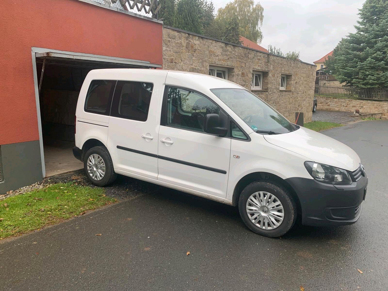 Volkswagen Caddy 2015 — photo 8