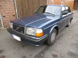 Volvo 240 GL   174000 km - Volvo 240 mit Benzin-Antrieb
