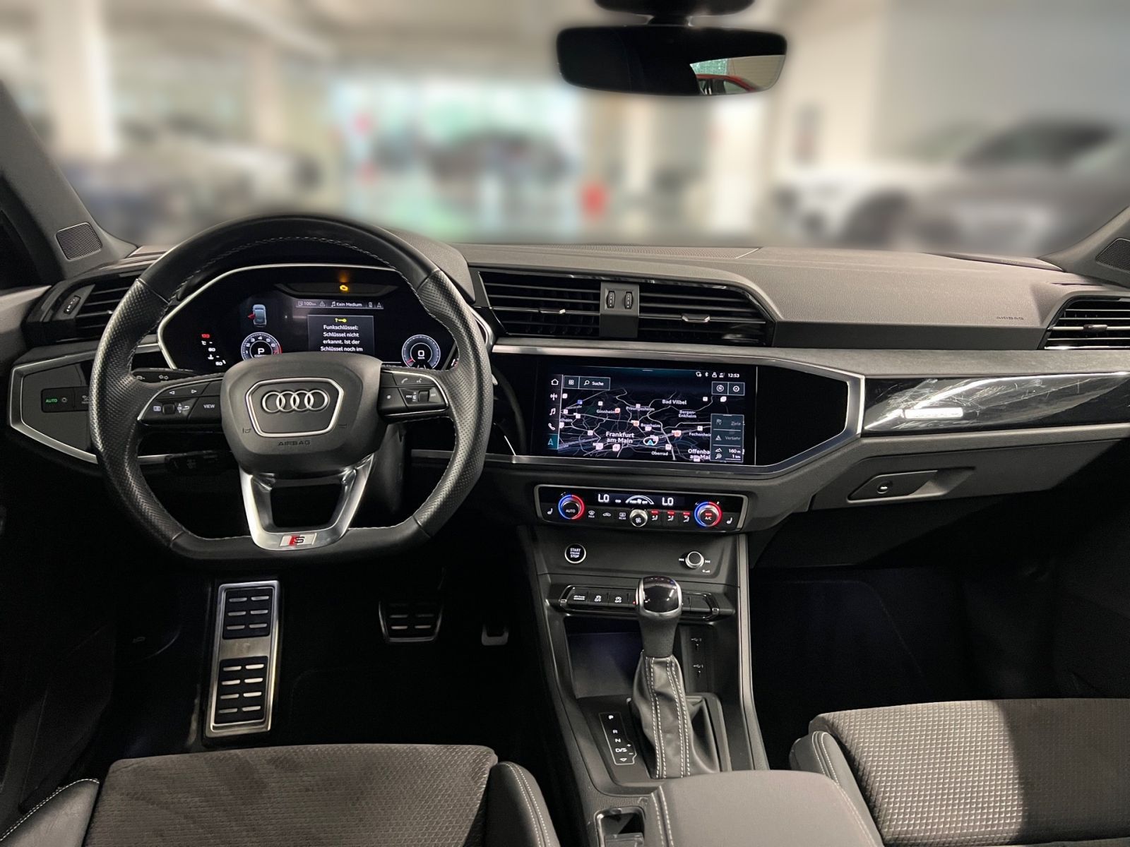 Audi Q3 - Bild 14