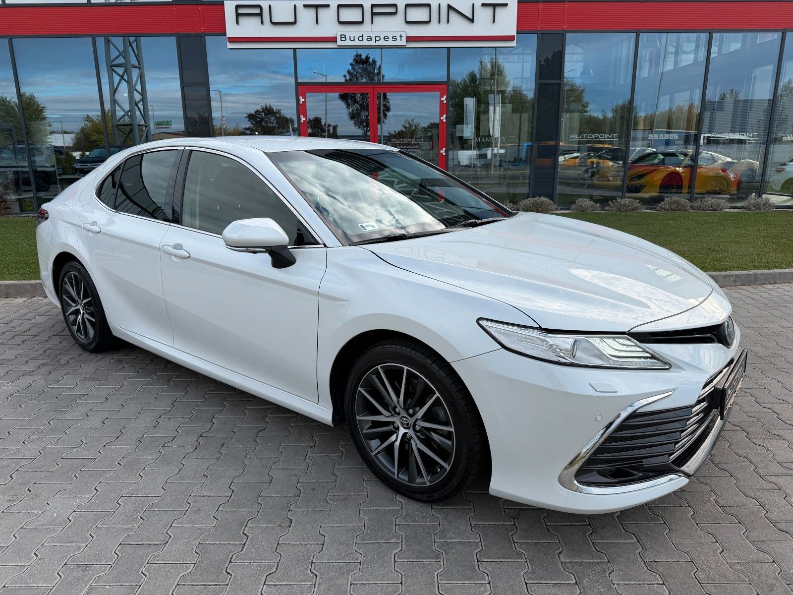Toyota Camry 2.5 Hybrid Executive VIP HYBRID WARRANTY