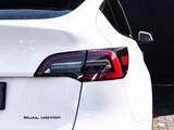 Tesla Model Y Long Range Dual AWD - Tesla Model Y