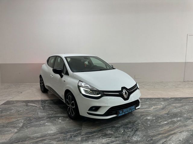 Renault Clio dCi 8V 75 CV 5 porte Moschino Inten