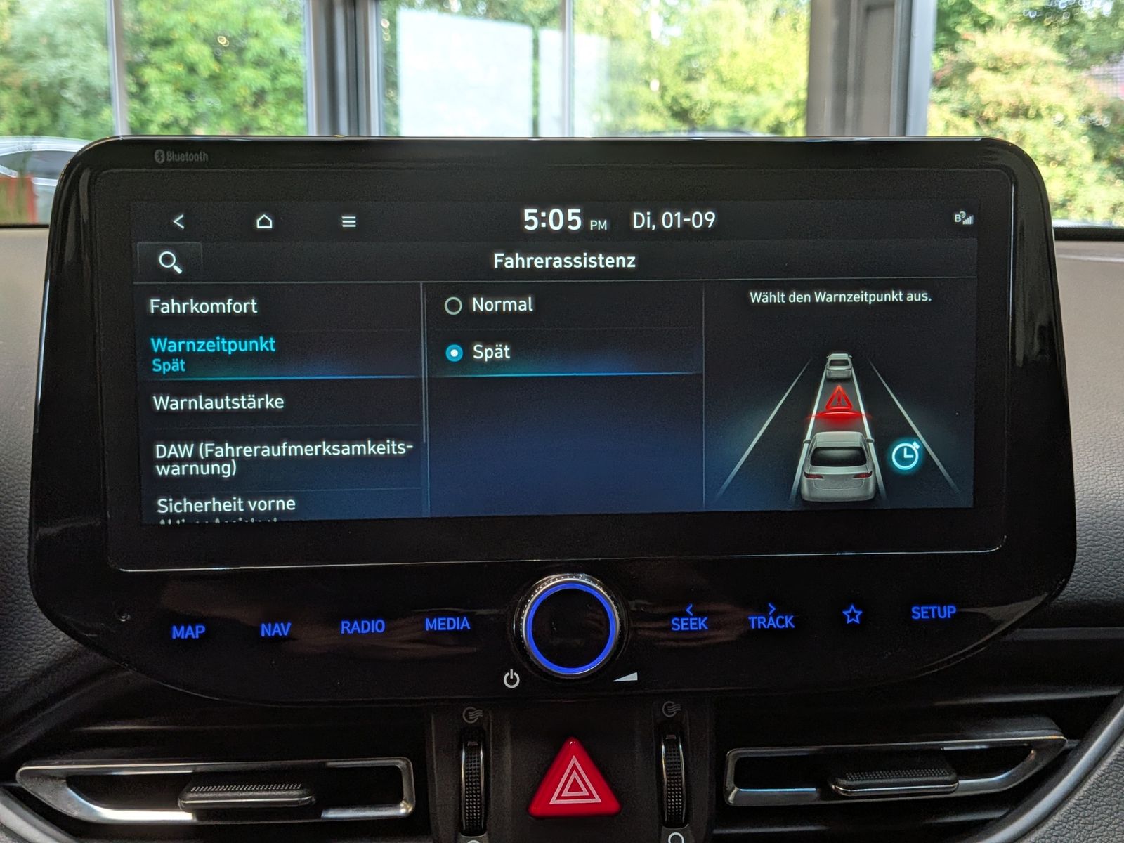 Fahrzeugabbildung Hyundai i30 1.5 T-GDI DCT Trend MHEV Cam Navi LED-Paket